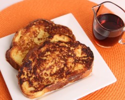 Homemade French Toast Recipe – Laura Vitale – Laura in the Kitchen Ep 541