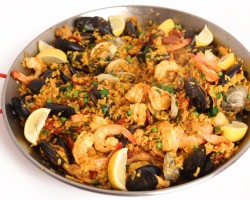 Homemade Paella Recipe – Laura Vitale – Laura in the Kitchen Episode 586