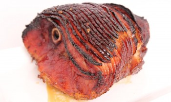 Honey Glazed Ham Recipe – Laura Vitale – Laura in the Kitchen Episode 556