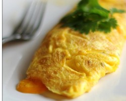 How To Make an Omelet – Easy Cheesy Omelet Recipe Video