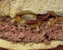 Kentucky Pâté Bacon Cheeseburger