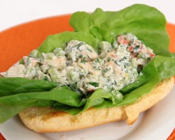 Lobster Roll Sandwich Recipe – Laura Vitale – Laura in the Kitchen Episode 582