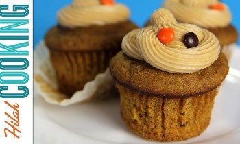 Pumpkin Cupcakes with Salted Caramel Frosting |  Hilah Cooking