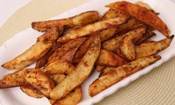 Spicy Roasted Potato Fries Recipe – Laura Vitale – Laura in the Kitchen Episode 425