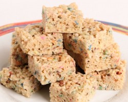 Crispy Rice Treats – Laura Vitale – Laura in the Kitchen Episode 894