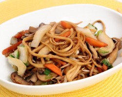 Homemade Vegetable Lo Mein Recipe – Laura Vitale – Laura in the Kitchen Episode 878