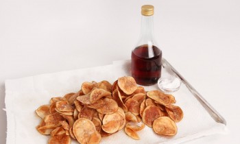Homemade Salt & Vinegar Chips Recipe – Laura Vitale – Laura in the Kitchen Episode 910
