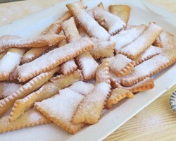 Nonna’s Chiacchiere (Italian Fried Cookies) Recipe – Laura Vitale – Laura in the Kitchen Episode