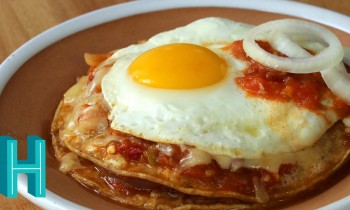 Huevos Rancheros Especial Recipe |  Hilah Cooking
