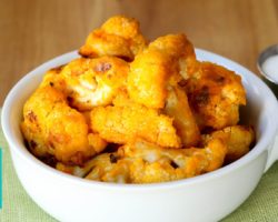 How to Make Buffalo Cauliflower Bites | Hilah Cooking