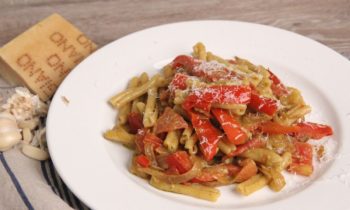 Peppers & Onion Pesto Pasta | Episode 1094