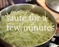 Cooked radish side dish Munamul 무나물