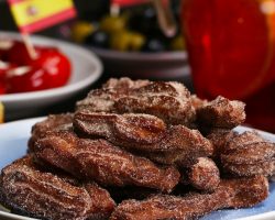 Double Chocolate-Stuffed Mini Churros (Mini Churros Rellenos de Chocolate)