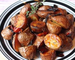 Roasted Red Potatoes – Simple Yet Awesome Roasted Potato Side Dish