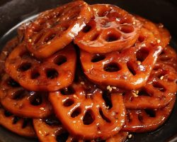 Braised lotus roots (Yeon-geun-jorim: 연근조림)
