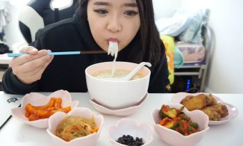 Korean Side Dishes, Fried Chicken + Noodle Soup Mukbang | Eat with Me