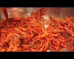Spicy Seasoned Radish 무생채 (Korean Side Dish)