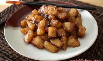 【Korean Food】 Potato Side-dish (감자 조림=GamJa JoRim)
