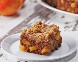 Apple Crumble Blondies