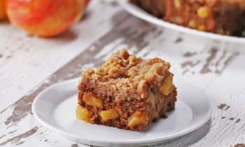 Apple Crumble Blondies
