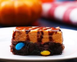Pumpkin Cheesecake Brownie Bars