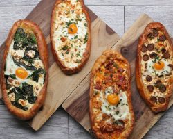 Breakfast Pizza Boats