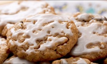 Iced Oatmeal Cookies