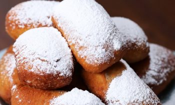 Peach Cobbler Stuffed ‘Beignets’