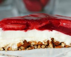 Strawberry Pretzel Cheesecake
