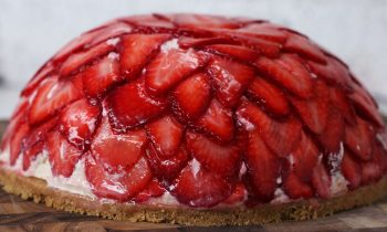 No-Bake Strawberry Cheesecake Dome