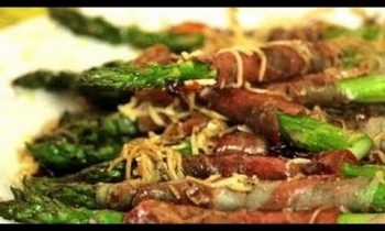 Dinner Party Side dish: Asparagus wrapped with Prosciutto