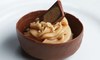 Easy Ice Cube Chocolate Cups