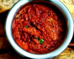 Onion chutney-Super Side Dish for idly,dosa and Rice.!!!