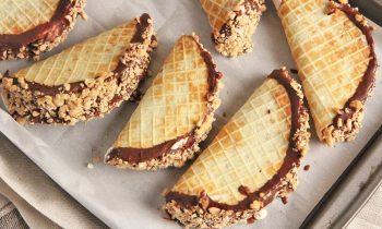 DIY Choco Tacos (Chocolate Waffle Ice Cream Tacos) | Ep. 1271