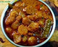 Onion coconut curry -Super Side Dish for Chapati,idly ,dosa and Rice.!!!