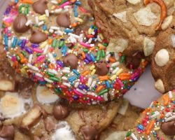 Stuffed Chocolate Chip Cookies