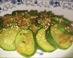 KOREAN SAUTEED ZUCCHINI SIDE DISH 호박볶음 HOBAK BOKKEUM | VEGAN RECIPE