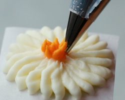 How To Pipe Buttercream Flowers • Tasty