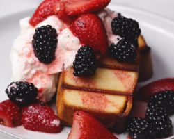 Summertime Grilled Pound Cake And Berries • Tasty
