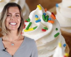 Betsy’s Neapolitan Ice-Cream Cone Cupcakes • Tasty