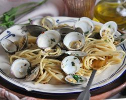 Italian Spaghetti with Clams