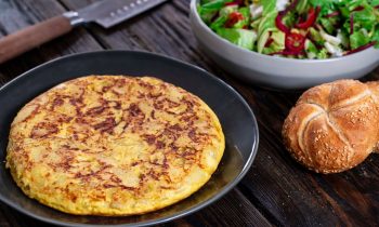 Tortilla de Patatas – Spanish Omelette – Tortilla Española