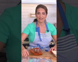 Always order your wings like this and they’ll never be soggy! #foodhack #cookinghacks #shorts