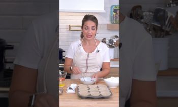 Nobody wants all the goodies at the bottom of their muffins! #bakingtips #cooking #shorts