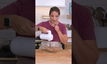 This tip will save you time on your next chicken dip recipe! #cookingtips #kitchenhacks #shorts