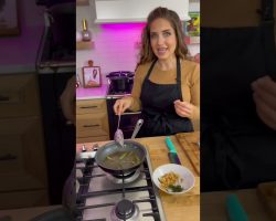 When you’re frying herbs – let them tell you when the party is over! #shorts #cookingtips