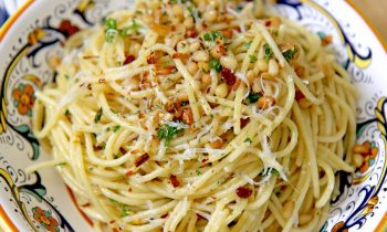 10 Minute Recipe: Spaghetti Aglio e Olio – Laura Vitale