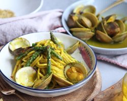 Spaghetti with Clams – by Uncle Tony and Laura Vitale