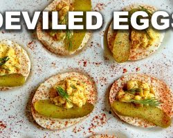 Classic Deviled Eggs – The Easiest Recipe!