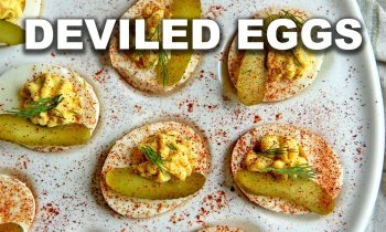 Classic Deviled Eggs – The Easiest Recipe!
